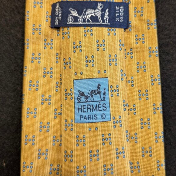 100% REAL HERMES TIE ~ YELLOW w FUN LIGHT BLUE MODERN H CIRCLE DOTS MOSAIC XL - Picture 5 of 5